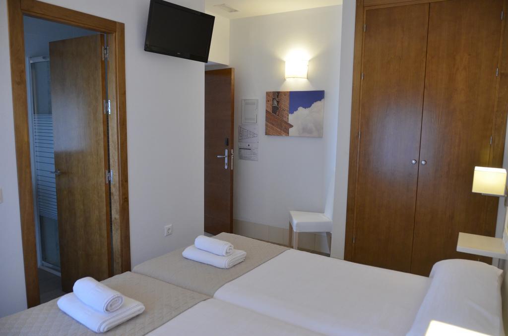 Hostal La Fonda Conil De La Frontera Bagian luar foto