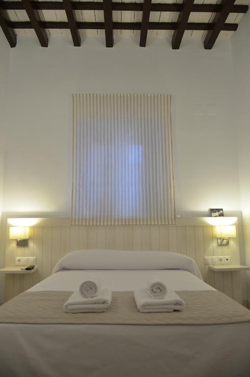 Hostal La Fonda Conil De La Frontera Bagian luar foto