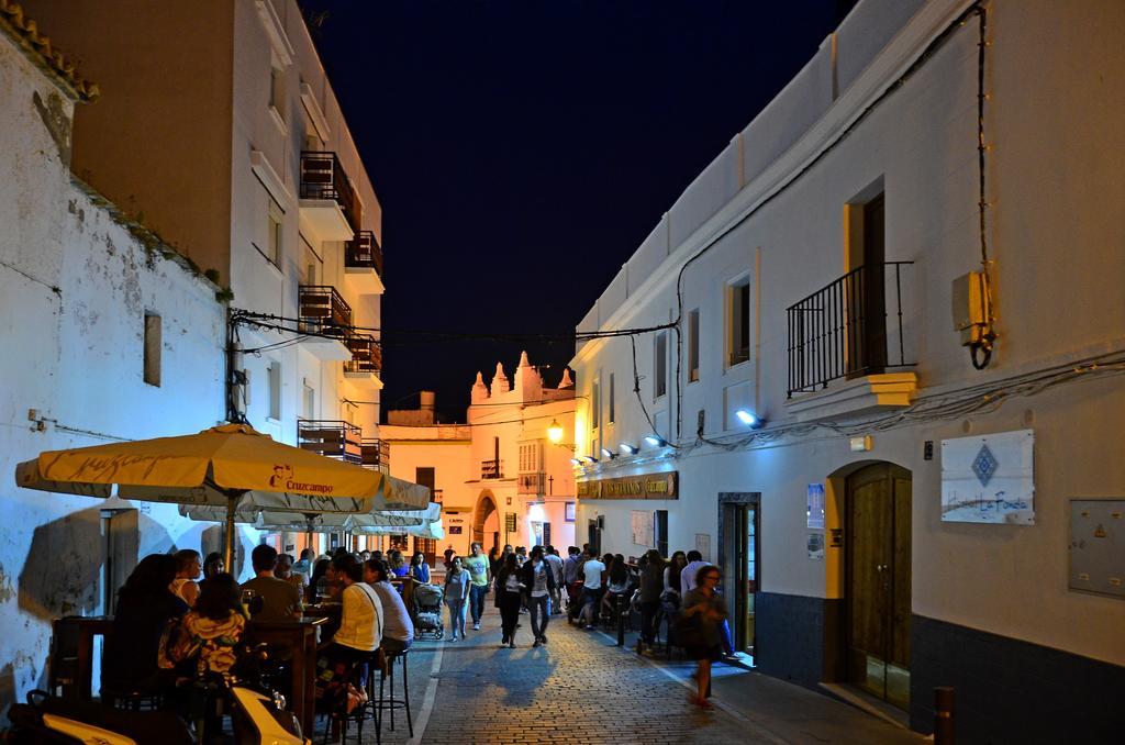 Hostal La Fonda Conil De La Frontera Bagian luar foto