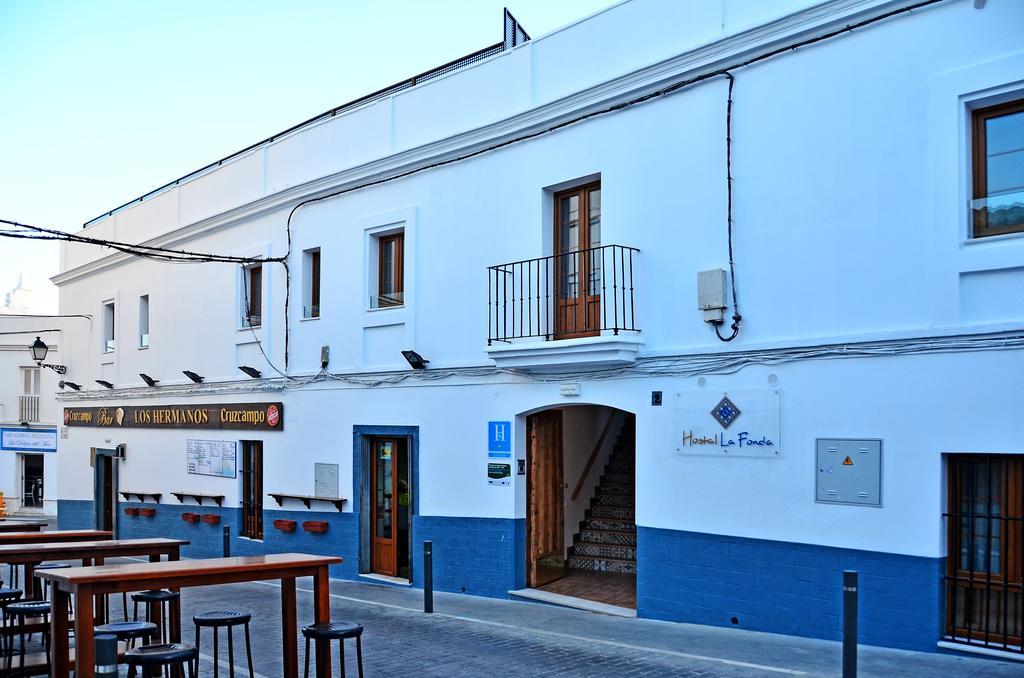 Hostal La Fonda Conil De La Frontera Bagian luar foto