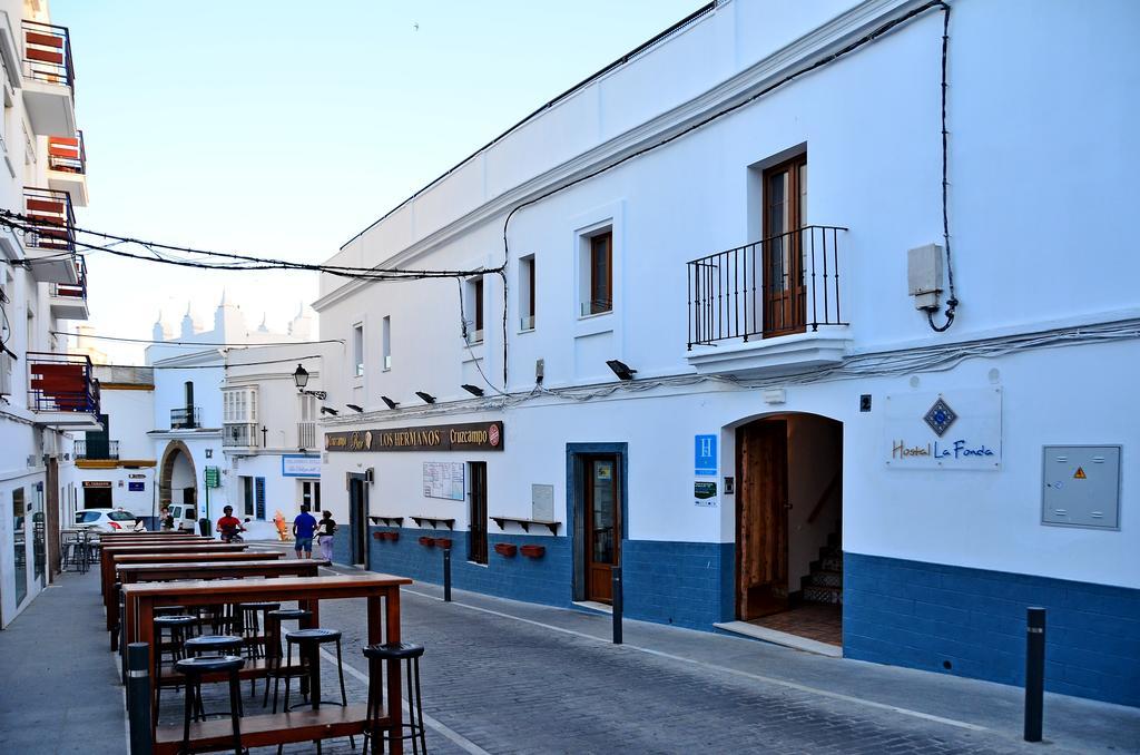 Hostal La Fonda Conil De La Frontera Bagian luar foto