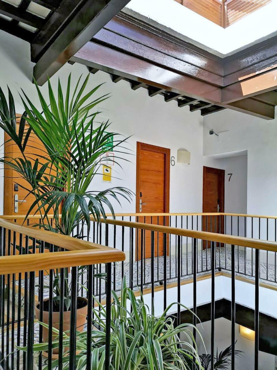Hostal La Fonda Conil De La Frontera Bagian luar foto